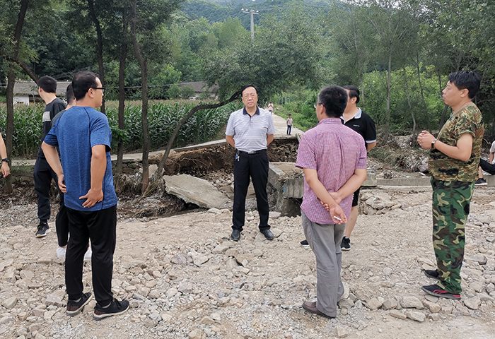 防洪抢险  勇担使命 &mdash;&mdash; 商洛市城投公司党员突击队奔赴洛南抢险救灾